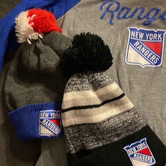 New York Rangers (officially licensed) shirt, and hats… Offering discounted ship - Picture 3 of 3